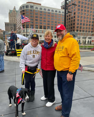 Senator Tammy Baldwin Meeting With Constituents Wallpaper