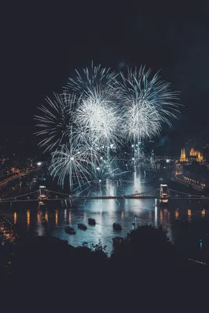 Send Happy New Year Greetings On Your Phone Wallpaper