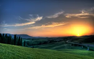Serene Afternoon In Tuscany Wallpaper