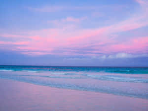 Serene Bahamas Beach At Sunset Wallpaper