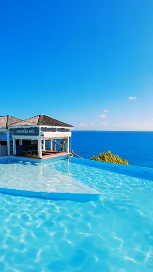 Serene Beach Getaway Wallpaper