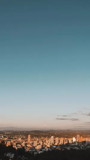 Serene Spokane River In The Heart Of Downtown Spokane Wallpaper