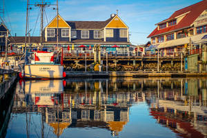 Serene Sunset At Fisherman's Wharf Wallpaper