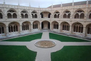 Serenity At Mosteiro Dos Jeronimos Courtyard - Lisbon, Portugal Wallpaper