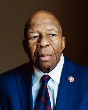 Serious Elijah Cummings In A Dark Blue Suit Wallpaper