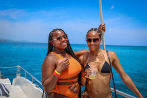 Sexy Black Women On A Boat Wallpaper