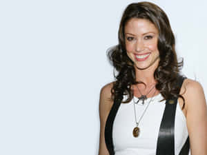 Shannon Elizabeth Radiant Beauty Wallpaper