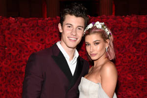 Shawn Mendes And Hailey Baldwin Wallpaper