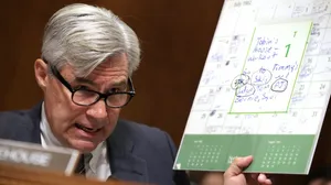 Sheldon Whitehouse Giving A Speech. Wallpaper