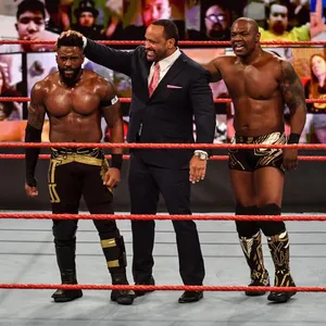 Shelton Benjamin Versus Cedric Alexander In Wwe Raw Wallpaper