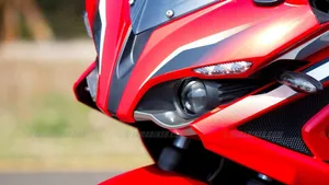Shiny Pulsar Rs200 Close-up Wallpaper