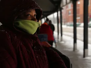 Shivering Woman In Sidewalk [wallpaper] Wallpaper