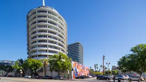 Shot Of Capitol Records Building Wallpaper