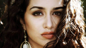 Shraddha Kapoor Face Close-up Wallpaper