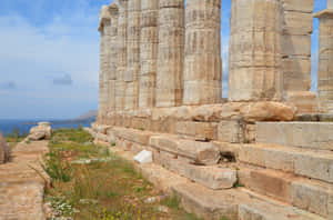 Side View Temple Of Poseidon Wallpaper