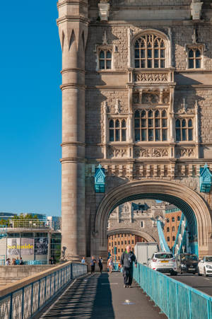 Sidewalk Of Tower Bridge Wallpaper