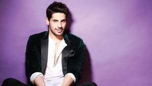 Sidharth Malhotra Dark Suit Wallpaper