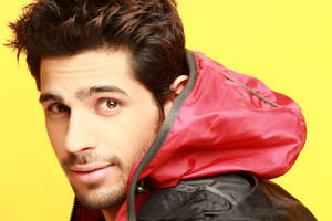 Sidharth Malhotra Hoodie Jacket Wallpaper