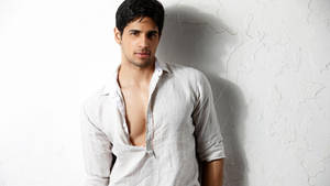 Sidharth Malhotra Open Shirt Wallpaper