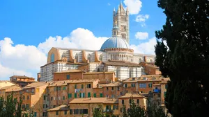 Siena Cathedral In Tuscany Region Italy Wallpaper