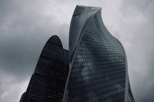 Silhouette Of Moscow's Evolution Tower At Dusk Wallpaper