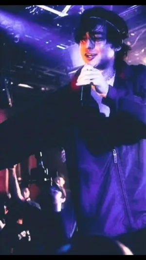 Singing Joji Poster Wallpaper