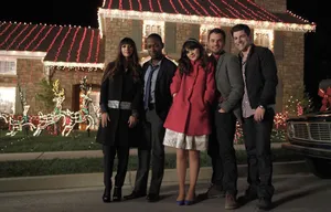 Sitcom New Girl Celebrating Christmas Holidays Wallpaper