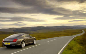 Sleek And Luxurious Bentley Continental Gt Wallpaper
