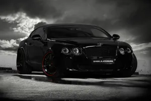 Sleek And Luxurious Bentley Continental Gt Wallpaper