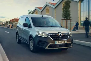 Sleek And Modern Renault Kangoo Van Wallpaper