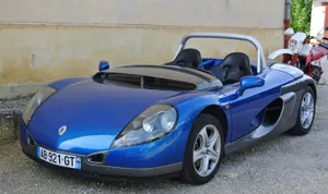 Sleek And Remarkable Renault Sport Spider Wallpaper