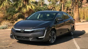 Sleek And Sophisticated Honda Clarity Sedan Wallpaper