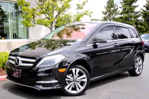 Sleek And Sophisticated Mercedes-benz B-class Wallpaper