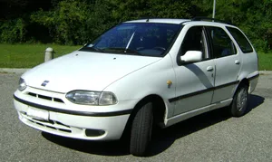 Sleek And Stylish Fiat Palio In Pristine Condition Wallpaper