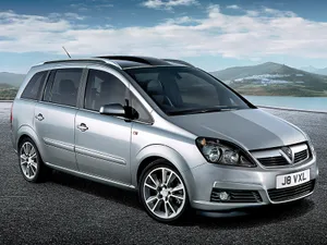 Sleek And Stylish Opel Zafira Wallpaper