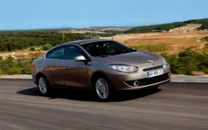 Sleek And Stylish Renault Fluence In High Resolution Wallpaper Wallpaper