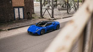 Sleek Elegance: Maserati Mc20 In Its True Grandeur Wallpaper