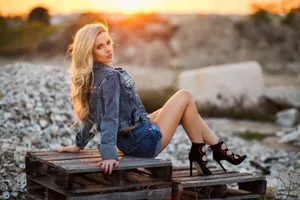Slim Blonde Girl During Sunset Wallpaper