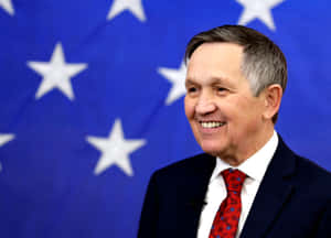 Smiley Face Of Dennis Kucinich Wallpaper