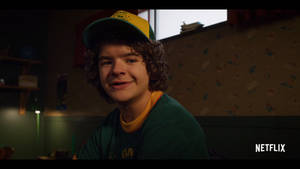 Smiling Dustin Stranger Things Wallpaper