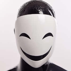 Smiling Mask Mannequin Wallpaper
