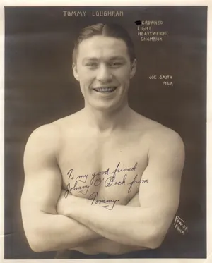 Smiling Tommy Loughran Wallpaper