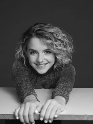 Smiling Young Woman Monochrome Portrait Wallpaper