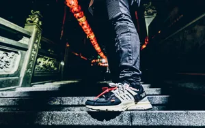 Sneaker Stepping The Air Presto Wallpaper