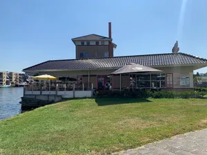 Sneek Waterside Cafe Wallpaper