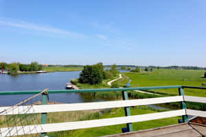 Sneek Waterway Scenic View Wallpaper