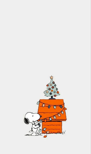 Snoopy Fixing Christmas Lights Iphone Wallpaper