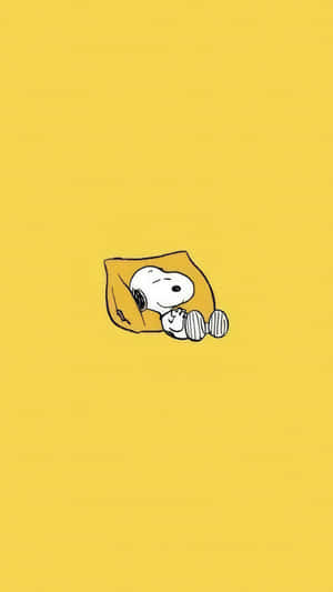 Snoopy Yellow Backgroundi Phone Wallpaper Wallpaper