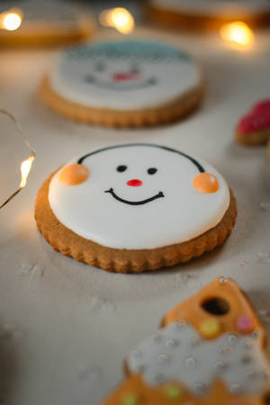 Snowman Face Gingerbread Wallpaper