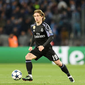 Soccer Midfielder Control Black Kit Wallpaper